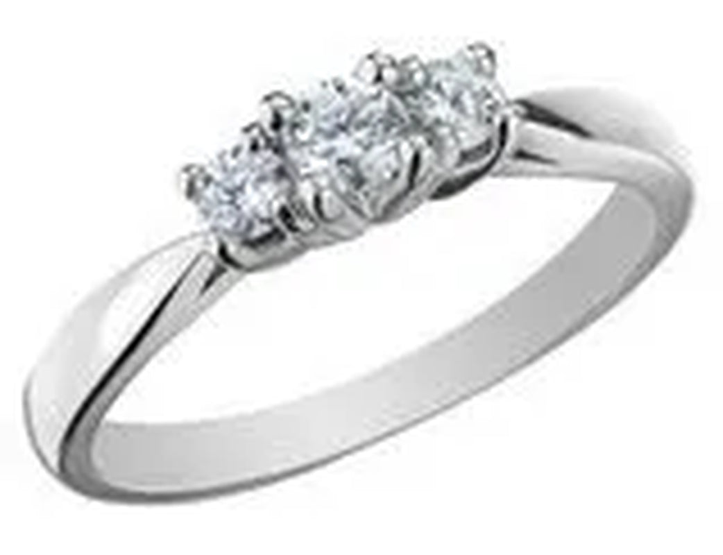 Diamond Three Stone Anniversary Ring 1/4 Carat (ctw) in 10K White Gold