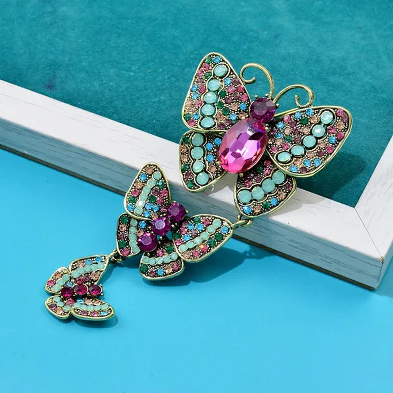 Fashion Exquisite Large Crystal and Rhinestone Butterfly Brooches for Women Vintage 3 Butterflies Insects Pendant Tassel Brooch Pins