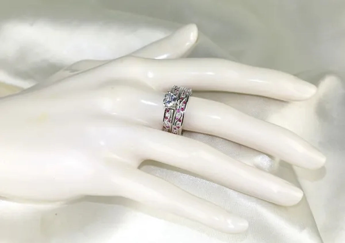 Heart 1Ct CZ Ruby 10KT White Gold Filled Claddagh Ring Sets Women'S Wedding Ring Sz6-9