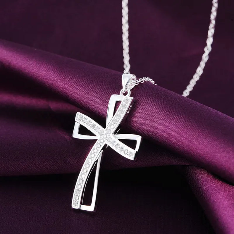 Pretty Women'S 925 Sterling Silver Elegant Cross Pendant Diamonds Necklace(With Chain)