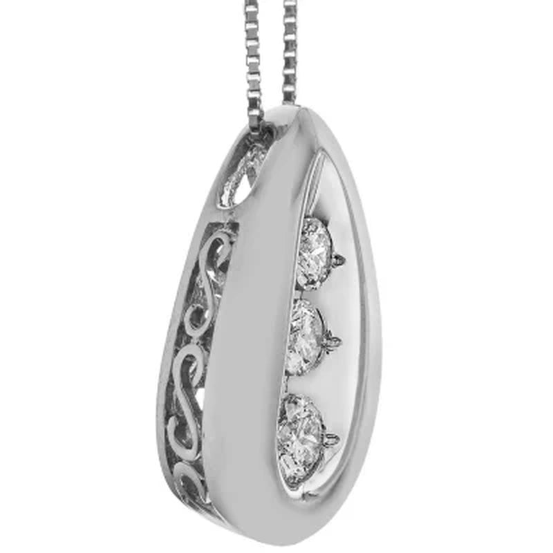 0.28 CT. T.W. round Diamond Pendant in 14K Gold