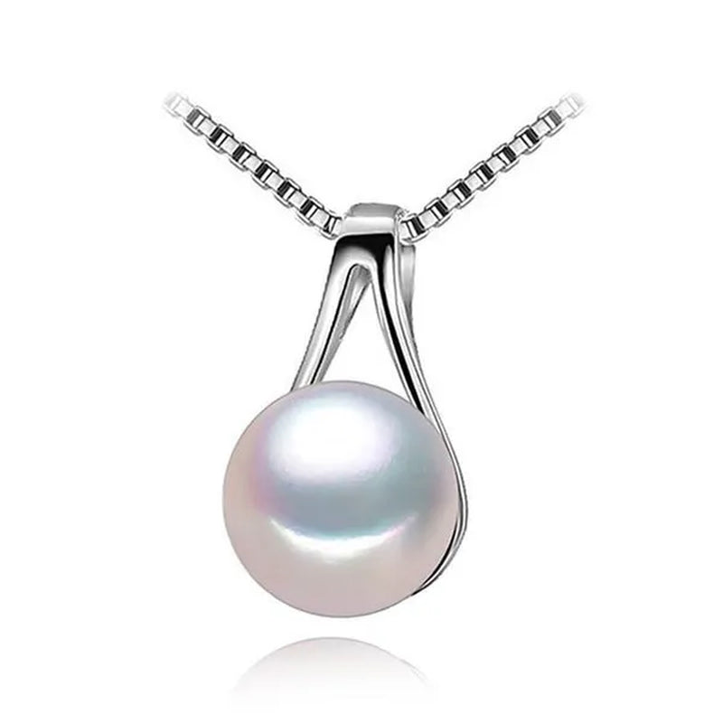 Majesty Diamonds MDS170024 Freshwater Pearls Fancy Pendant Necklace in .925 Sterling Silver