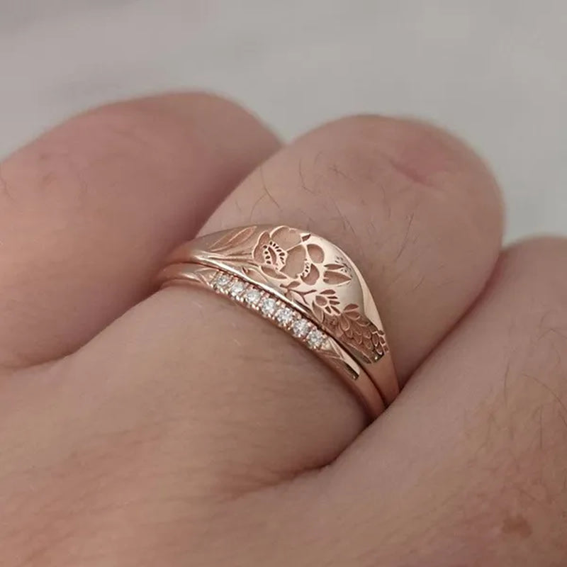 2Pcs/Set Women'S Fashion Jewelry Exquisite 925 Sterling Silver Ring Personality Carved Rose Flower Stackable Diamond Wedding Rings Set Beautiful Princess Bride Proposal Engagement Cocktail Party Accessories Anniversary Gift Size US4-12 Bague Femme
