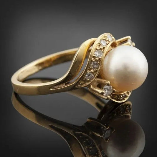 Exquisite Engagement Ring Wedding Band Charming Pearl Jewelry Casual Accessory Christmas Anniversary Gift Bridal Rings for Women Size 4-11