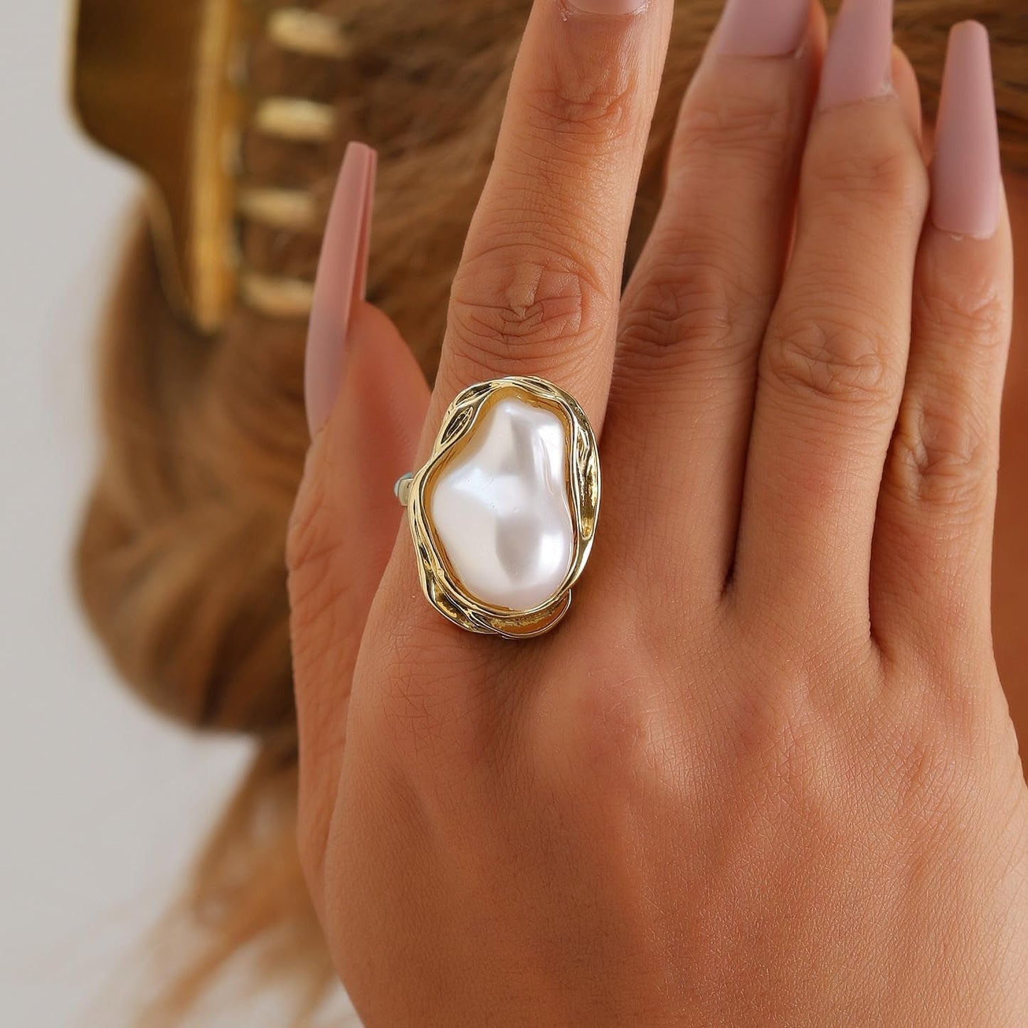Baroque Pearl Ring for Women - Adjustable Irregularity Statement Ring - Vintage White Big Faux Pearl Finger Ring - Fashion Wedding Jewelry