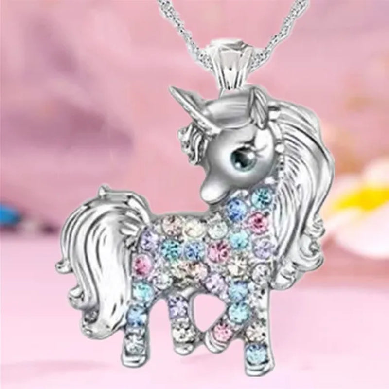 Exquisite Fashion Personality Women'S Unicorn Jewelry Accessories Necklace Zircon Necklace Couple Jewelry Accessories Lovely and Elegant Unicorn Animal Pendant Birthday Wedding Valentine'S Day Anniversary Gift