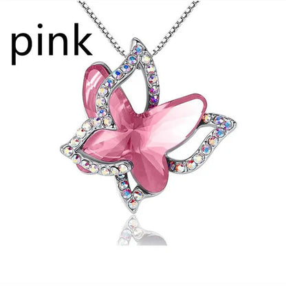 Fashion Crystal Butterfly Necklace Zircon Hollow Out Butterfly Pendant Engagement Necklaces for Women Insect Butterfly Jewelry Charm Accessories Birthday Party Anniversary Gift