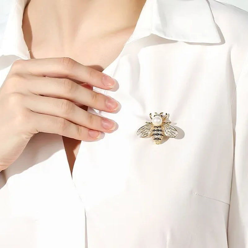 New Brand Design Insect Series Brooch Women Delicate Little Bee Brooches Crystal Rhinestone Pin Brooch Jewelry Gifts For Girl