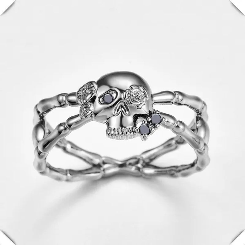 Fashion Simple Retro Punk Style Gothic Skull Rings for Women Cocktail Ring Skeleton Knuckle Jewelry Size5 6 7 8 9