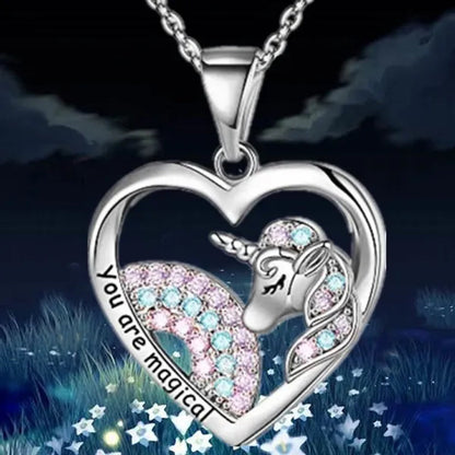Elegant Fashion Creativity Rainbow Unicorn Necklace Rose Gold Heart-shaped Animal Pendant Necklace Engagement Necklace Women's Animal Jewelry Fashion Accessories Party Anniversary Gift