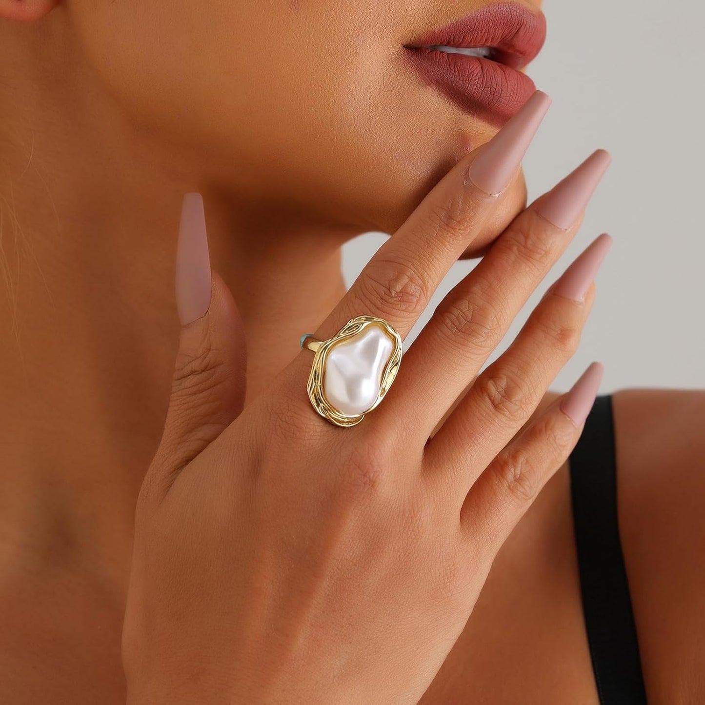 Irregular Pearl Adjustable Ring for Women, Gold Index Finger Ring Jewelry Vintage Chunky Ring
