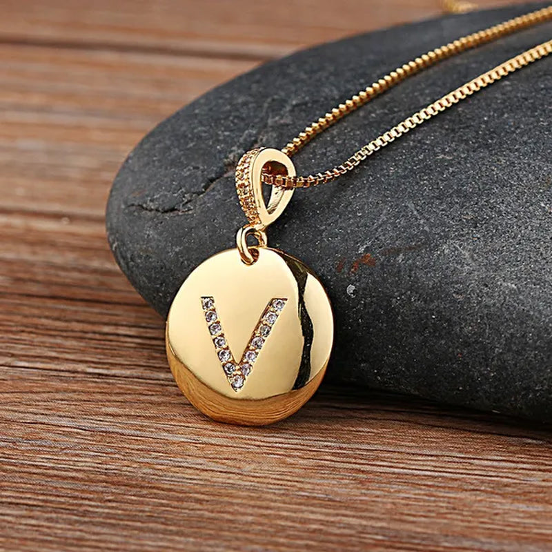 Top Quality 14K Gold Fashion Flash Diamond Exquisite Pendant Venice Box Chain Women Girls Initial Letter Necklace Gold 26 Letters Charm Necklaces Pendants Copper CZ Jewelry Personal Necklace