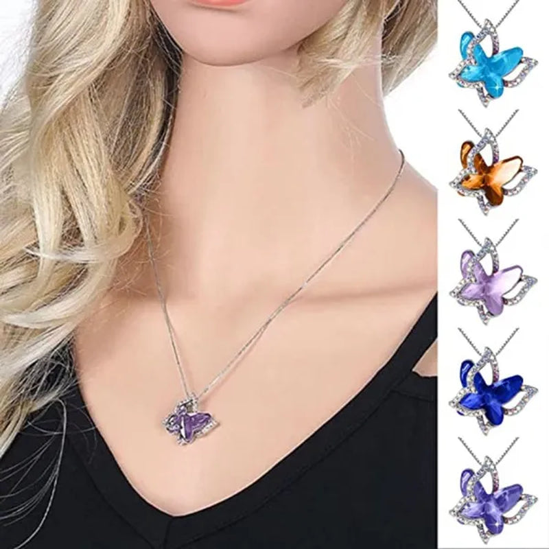 Fashion Crystal Butterfly Necklace Zircon Hollow Out Butterfly Pendant Engagement Necklaces for Women Insect Butterfly Jewelry Charm Accessories Birthday Party Anniversary Gift