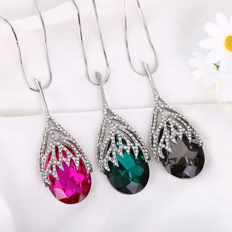 Fashion Crystal Diamond Water Dripping Sweater Chain Women's Geometric Long Necklace