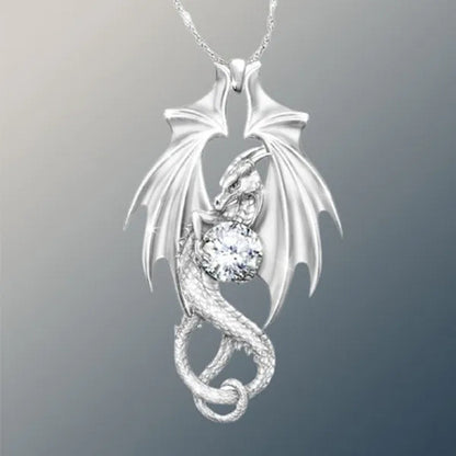 2022 New Carved Three-Dimensional Dragon-Shaped Bright Diamond Symbolic Necklace of Eternal Love
