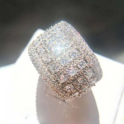 New Luxury Fashion Round Moissanite Diamond Ring Engagement Ring for Women Lady Anniversary Gift Jewelry Christmas Gift