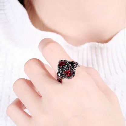 New Hip Hop Accessories Black Rose Skull Ring Female Fashion Personality Heart Red Zircon Skull Ring Creative Fashion Jewelry Punk Ring
