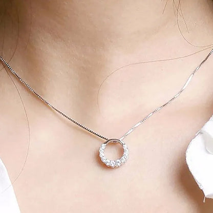 Exquisite 925 Sterling Silver Plated Moissanite Diamond Circle round Pendant Necklaces for Women Party Necklace Dress Accessories