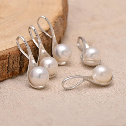 925 Sterling Silver Spoon Shape Cultured White Pearl Pendant Necklace for Women