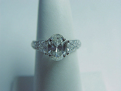 CERTIFIED DIAMOND OVAL SHAPE 8.42X5.70X3.81MM 2 TRILLION ROUND ENGAGEMENT RING
