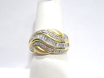 DIAMOND ROUND BRILLIANT BAGUETTE SHAPE BAND