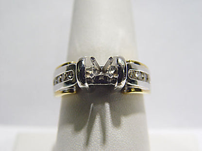 DIAMOND ROUND BRILLIANT SHAPE 8 STONE SET SETTING 4 PRONG