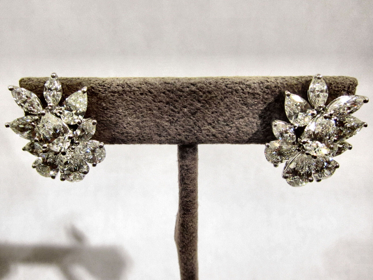 STYLISH DIAMOND TWELVE PEAR SHAPE EIGHT MARQUISE SHAPE DIAMOND HUGGIE DIAMOND