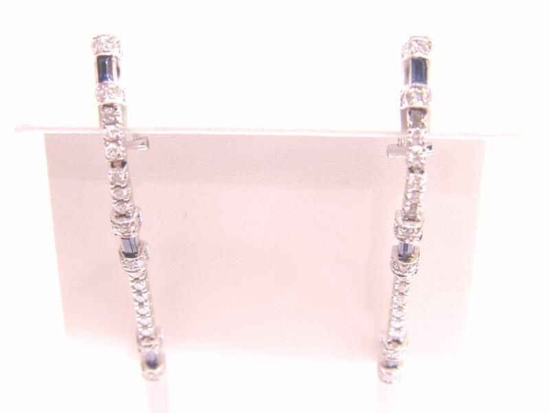 .70 CT 6 SAPPHIRE BAGUETTE SHAPE AND 1.40 CT DIAMOND