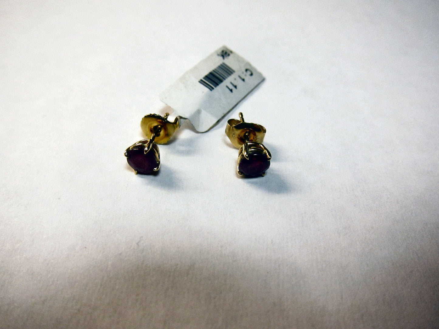 1.11 CT RUBY ROUND SHAPE MEDIUM RED STUD EARRING ROUND STUD 18 K YELLOW GOLD