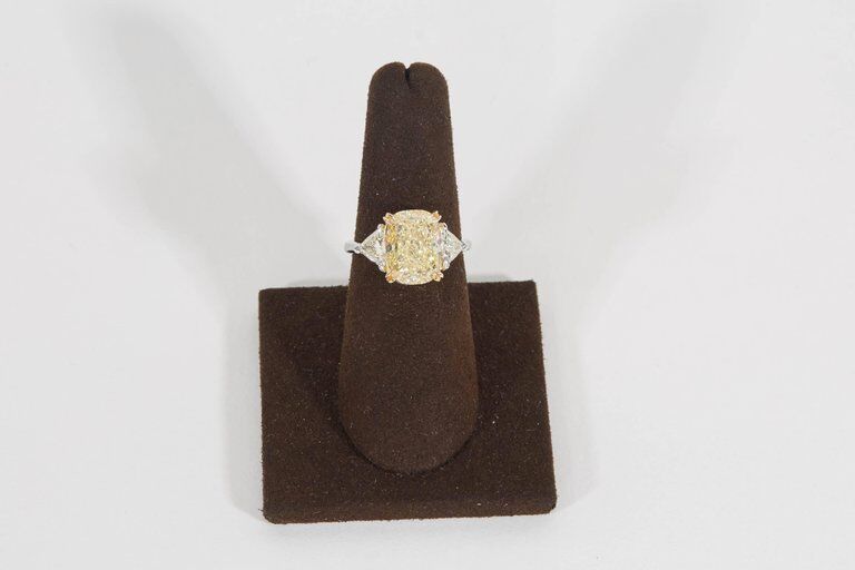 Lovely 5 Carat Fancy Yellow Engagement Ring GIA Certified 5.02 CT