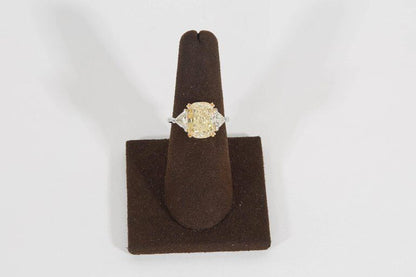 Lovely 5 Carat Fancy Yellow Engagement Ring GIA Certified 5.02 CT