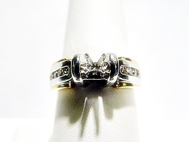 DIAMOND ROUND BRILLIANT SHAPE 8 STONE SET SETTING 4 PRONG