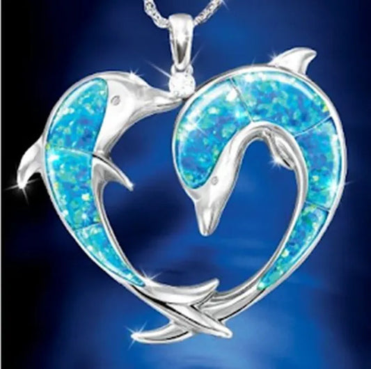 Luxury Fashion Creative Love Dolphin Necklace Natural Diamond Dolphin Pendant Women'S Necklace Engagement Wedding Necklace Jewelry Lovely Animal Necklace Jewelry Birthday Party Anniversary Gift