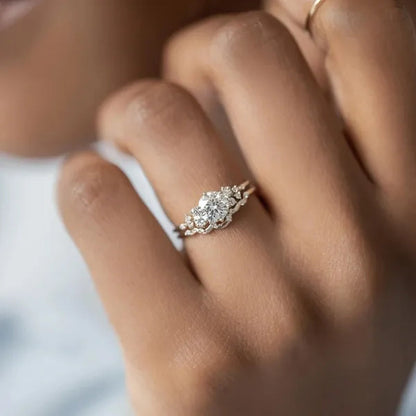 Exquisite and simple women's fashion   natural white sapphire diamond ring noble princess marriage proposal engagement jewelry set anniversary birthday party girlfriend Valentine's day gift ring size US5-10
