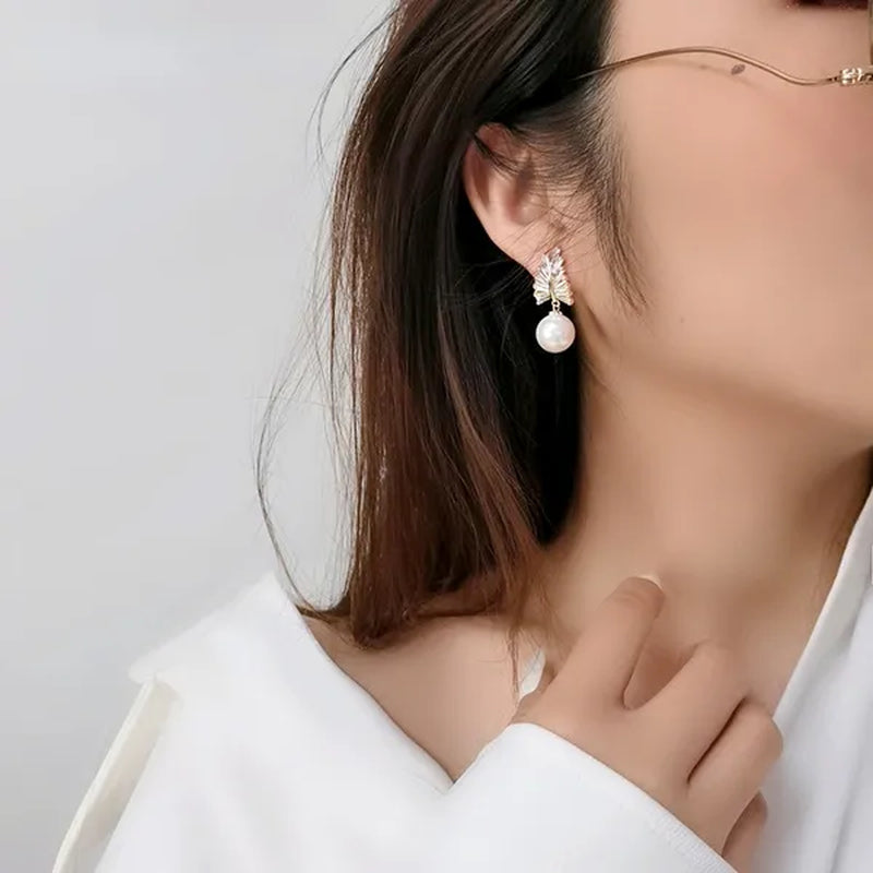Trendy Micro Pave Cubic Zirconia Leaf Pearl Drop Earrings for Women Elegant Temperament Jewelry