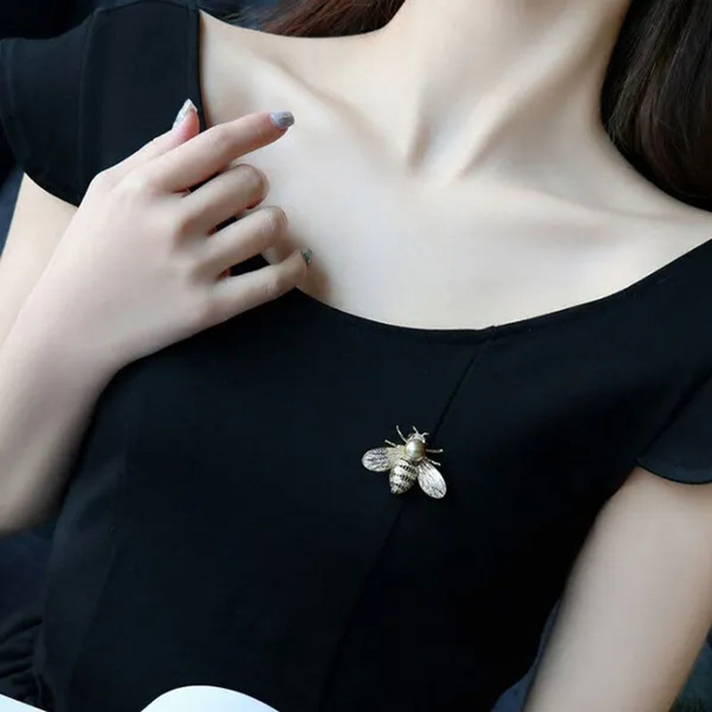 New Brand Design Insect Series Brooch Women Delicate Little Bee Brooches Crystal Rhinestone Pin Brooch Jewelry Gifts For Girl