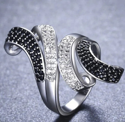Gorgeous  Silver Crown Natural Gemstones White Sapphire And Black Sapphire Birthstone Bride Wedding Engagement Multilayer Rose Flower Ring Size 6 7 8 9 10