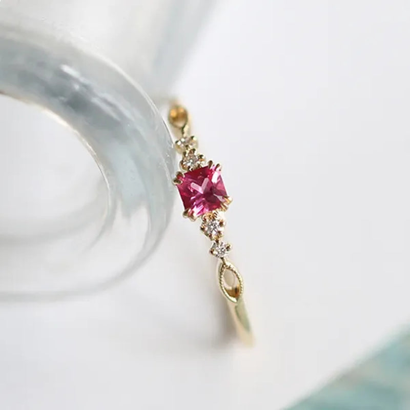 Women Dainty 18K Gold Plated Plated Quadrate Red Rubine Gemstone Diamond Rings Wedding Engagement Courtship Ring Jewelry