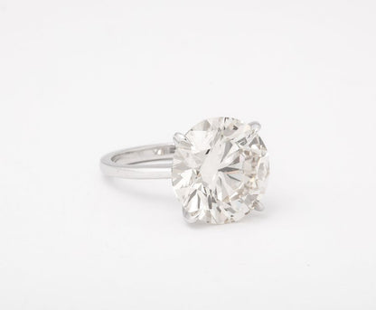 Magnificent 11.07 Carat GIA Round Brilliant Diamond Platinum Engagement Ring