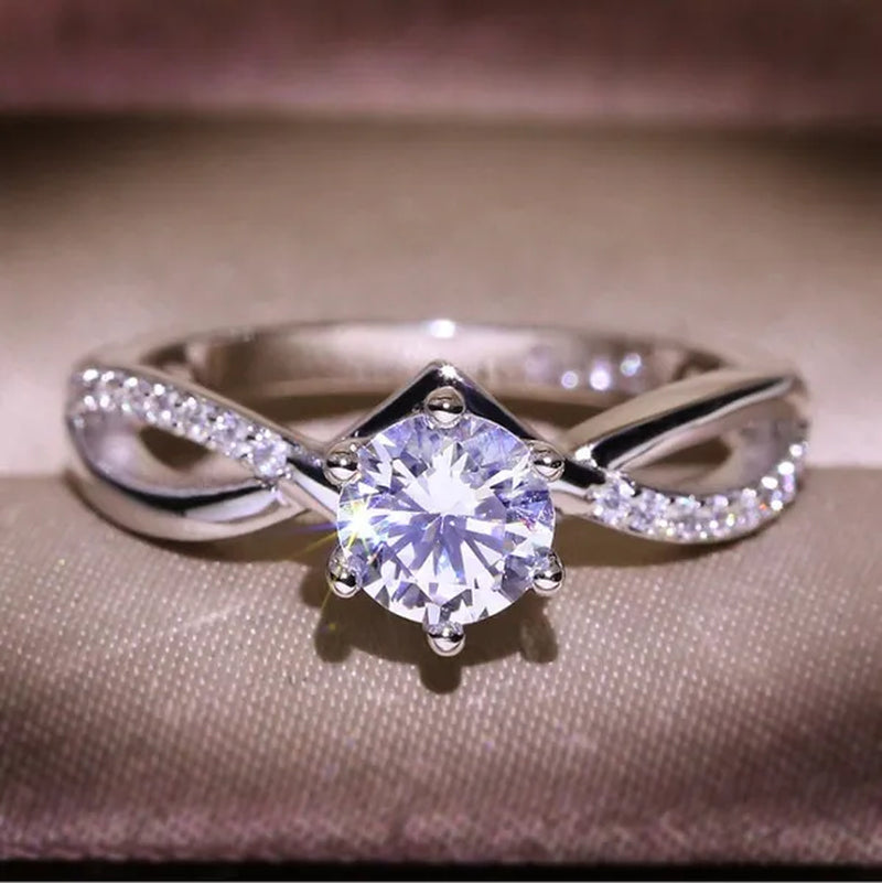 Six-Pronged Colorless Moissanite Infinity Engagement Ring in Infinity Ring Diamond Infinity Wedding Band Micro Pave Infinity Ring Diamond Twist Ring Half-Way Infinity Ring Engagement Ring Anniversary Ring Rings for Women Fashion Jewelry