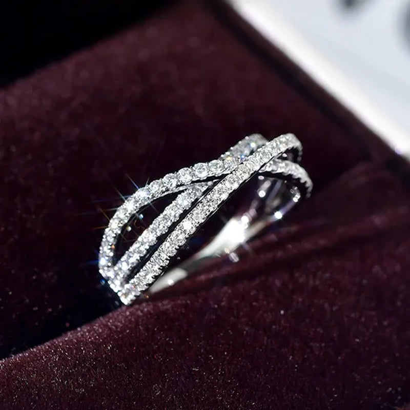 Women's Fashion Ring Romantic Bride Jewelry for Women Wedding Band Proposal Engagement Party Anniversary Gift