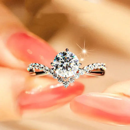 Luxury 925 Sterling Silver White Sapphire Ring round Cut Moissanite Diamond Jewelry for Women Rings Beautiful Bride Proposal Engagement Wedding Accessories Party Anniversary Gift
