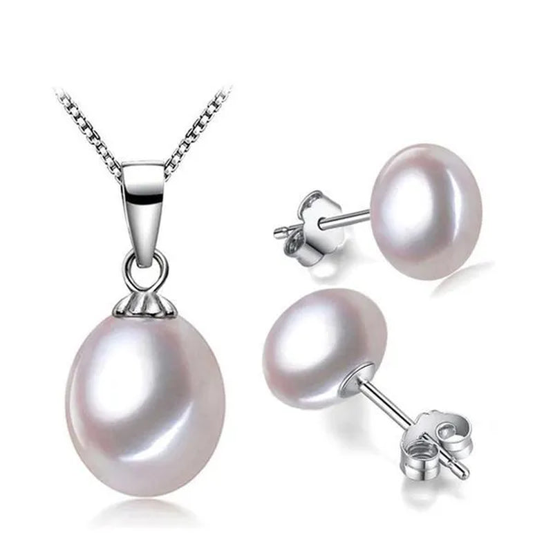 Majesty Diamonds MDS170059 Freshwater Pearls Pendant Set in .925 Sterling Silver