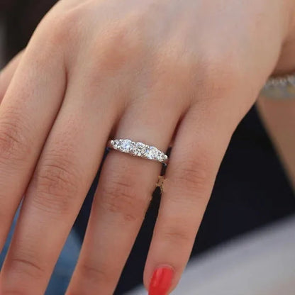 Simple and Fashionable 925 Standard Sterling Silver White Diamond Creative Lady Ring Wedding Wedding Love Diamond Ring Size 5-11
