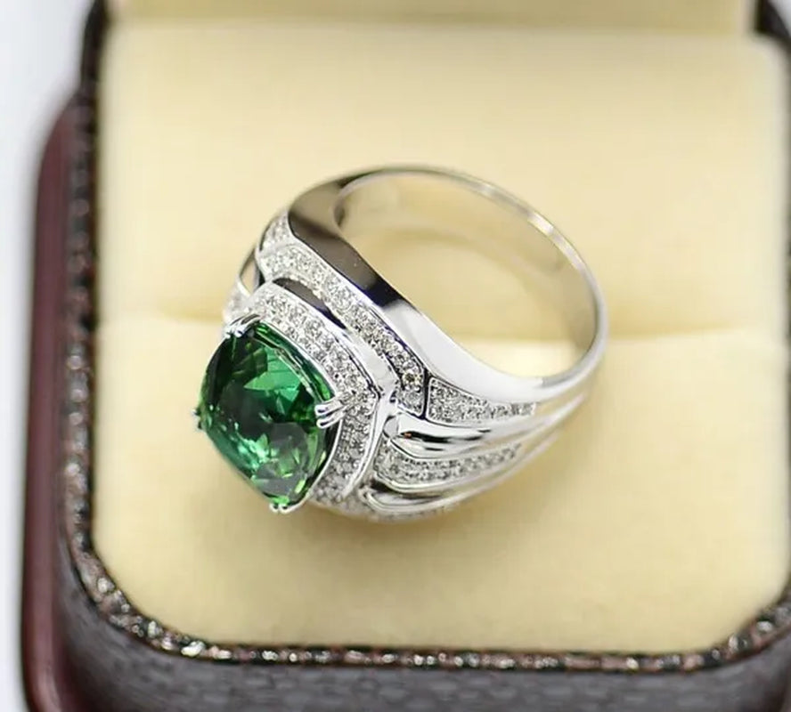 Business Men's Fashion Ring Green Zircon Ring Wedding Engagement Party Jewelry