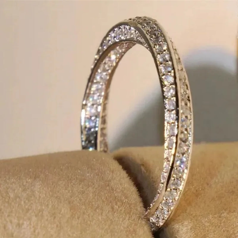 Amazing Jewelry for Women Band Fashion Fully Twisted Eternity Ring Romantic Bride Engagement Wedding Accessories Anniversary Gift Stackable Rings