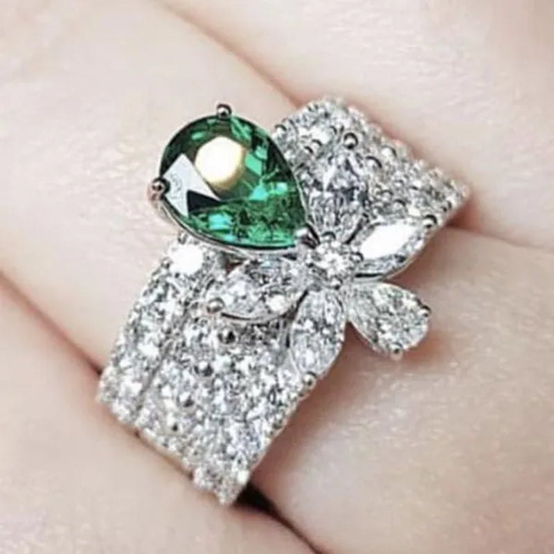 New Fashion 925 Sterling Silver Micro Pave Diamond Flower Emerald Gemstone Rings for Women Bridal Wedding Rings Jewelry