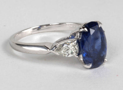 Classic 2.92ct Oval Blue Sapphire Diamond Platinum Engagement Ring