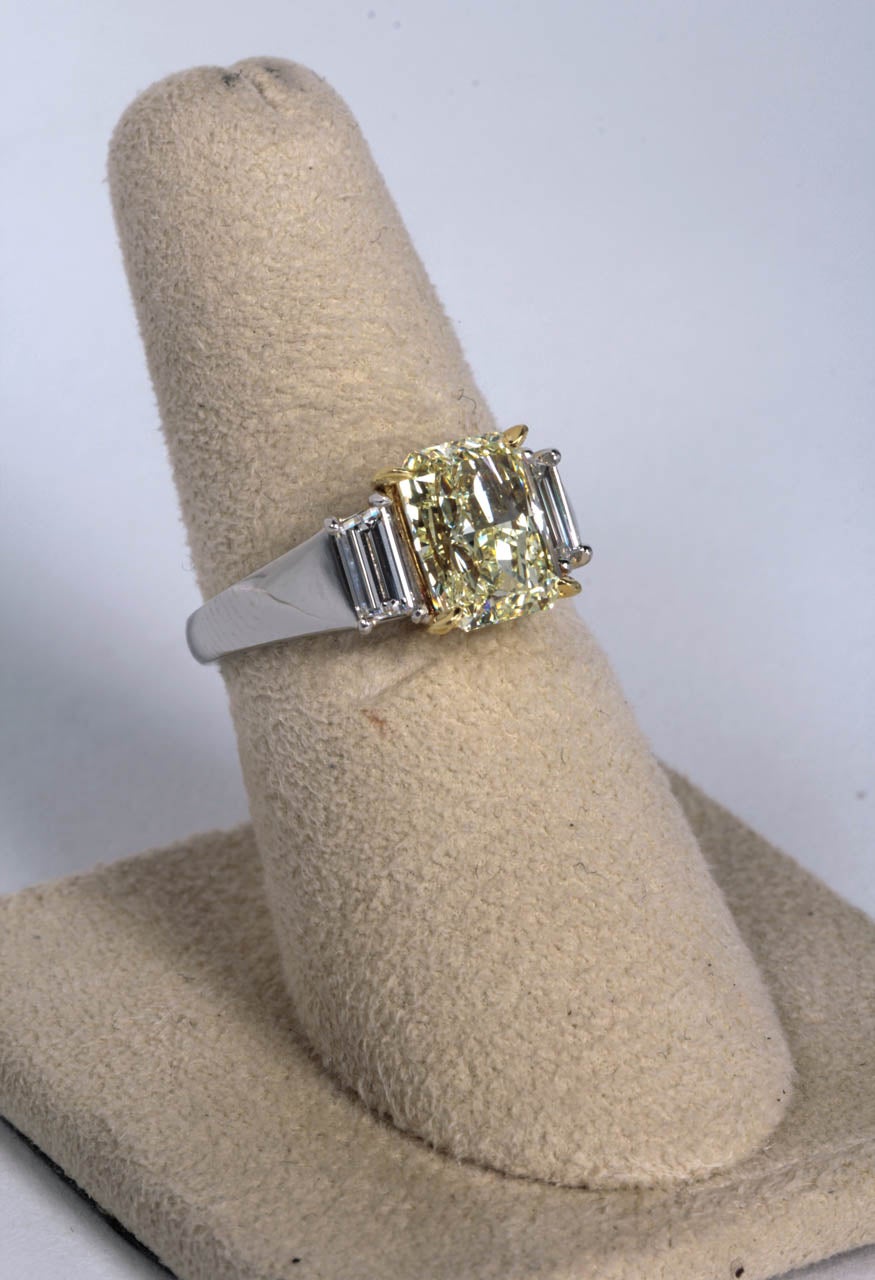 Unique GIA 2.86ct Fancy Light Yellow Radiant Diamond Platinum Engagement Ring