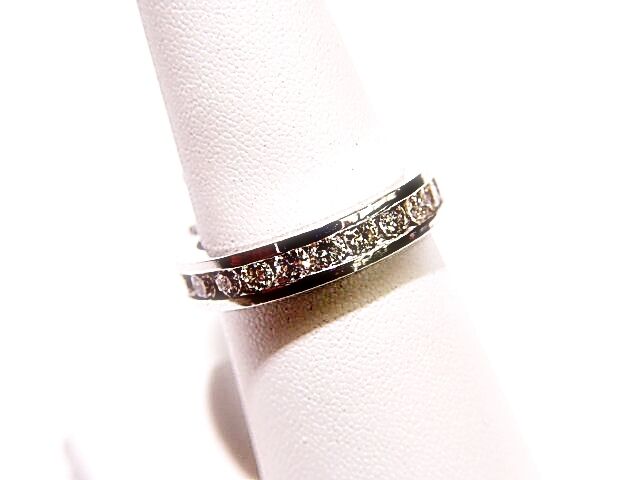 DIAMOND CHANNEL SET ALL THE WAY AROUND BAND ETERNITY BAND DIAMOND ANNIVERSARY